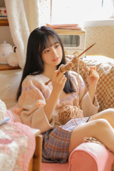 乌鸦嘴妙女郎